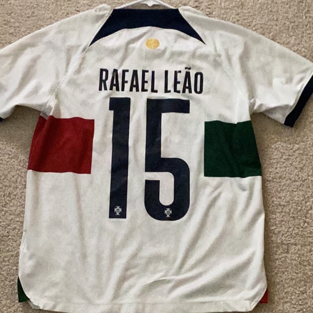 Portugal soccer Jersey Small Unisex - Picture 2 of 10